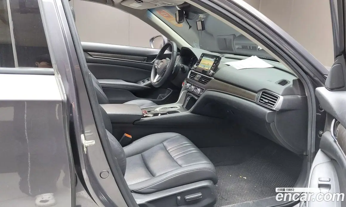 Honda Accord 2019 2.0 автомат (гидро), фото 16 Honda Accord 2019 2.0 автомат (гидро), фото 16
