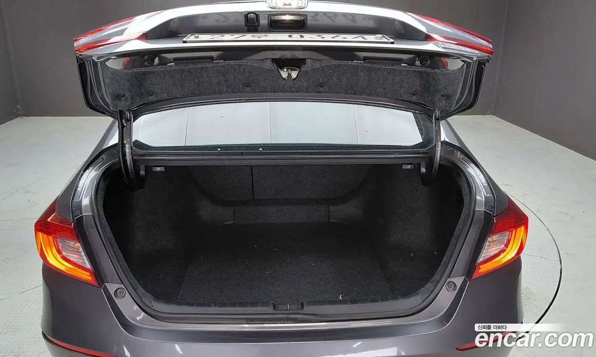 Honda Accord 2019 2.0 автомат (гидро), фото 27 Honda Accord 2019 2.0 автомат (гидро), фото 27