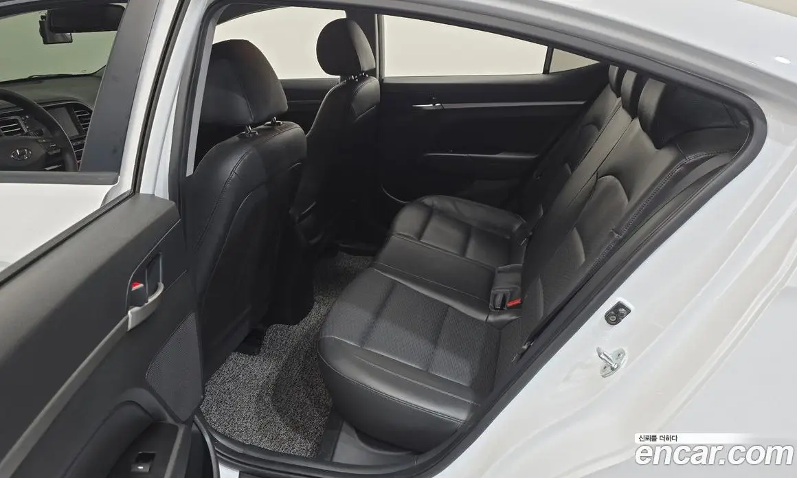 Hyundai Avante 2020 1.6 автомат (гидро), фото 18 Hyundai Avante 2020 1.6 автомат (гидро), фото 18