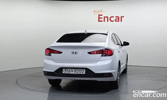 Hyundai Avante 2020 1.6 автомат (гидро), миниатюра 4 Hyundai Avante 2020 1.6 автомат (гидро), миниатюра 4