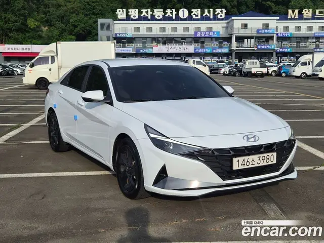 Hyundai Avante 2022 1.6 автомат (гидро), миниатюра 2