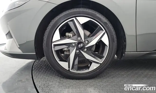 Hyundai Avante 2022 1.6 автомат (гидро), миниатюра 5 Hyundai Avante 2022 1.6 автомат (гидро), миниатюра 5