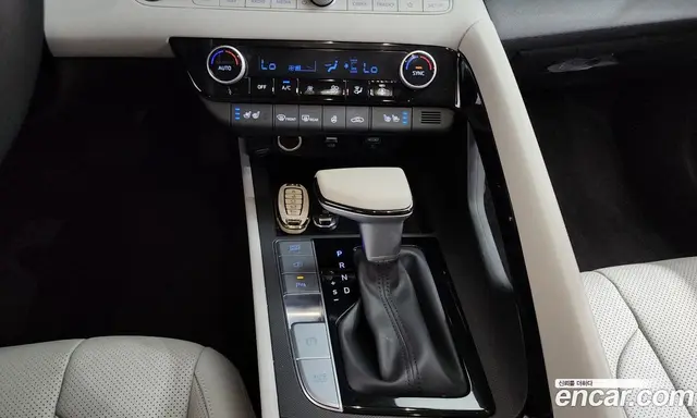 Hyundai Avante 2022 1.6 автомат (гидро), миниатюра 9 Hyundai Avante 2022 1.6 автомат (гидро), миниатюра 9