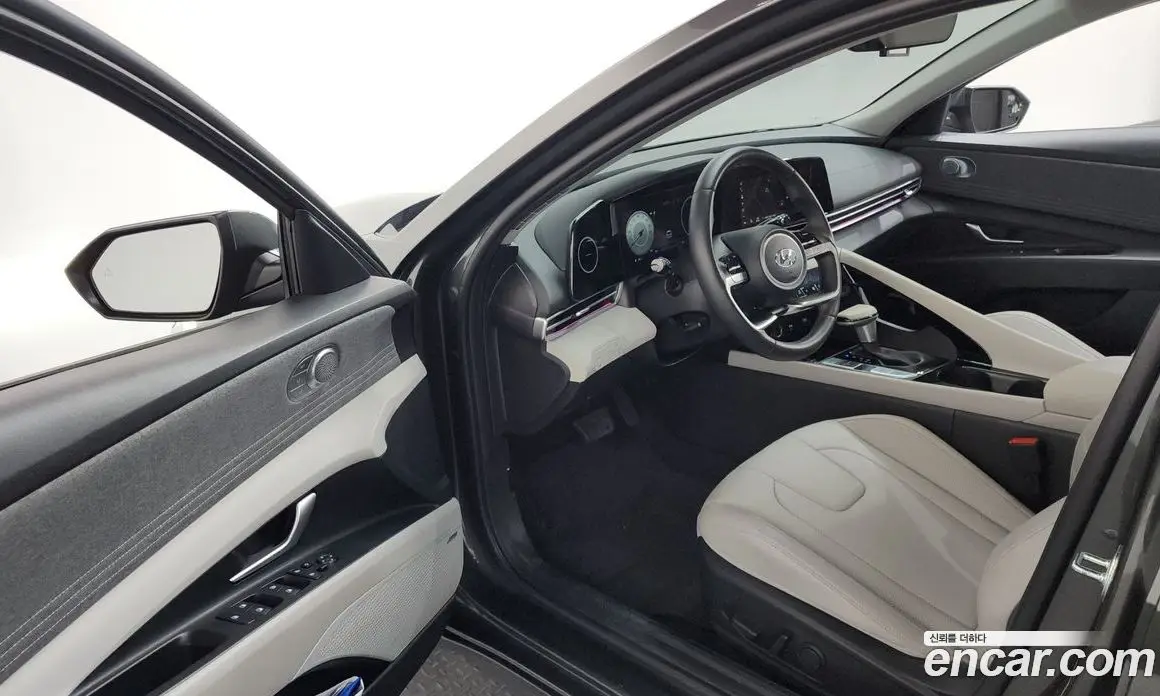 Hyundai Avante 2022 1.6 автомат (гидро), фото 10 Hyundai Avante 2022 1.6 автомат (гидро), фото 10