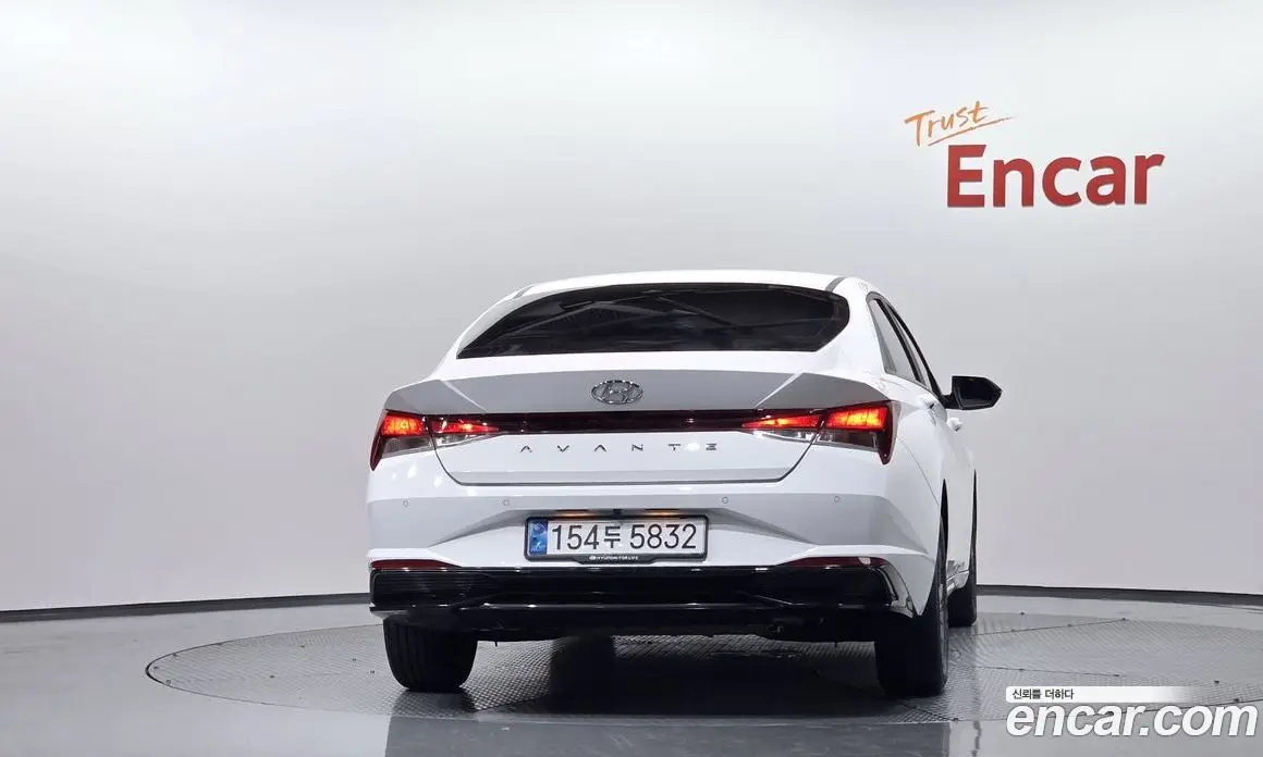 Hyundai Avante 2023 1.6 автомат (гидро), фото 4 Hyundai Avante 2023 1.6 автомат (гидро), фото 4