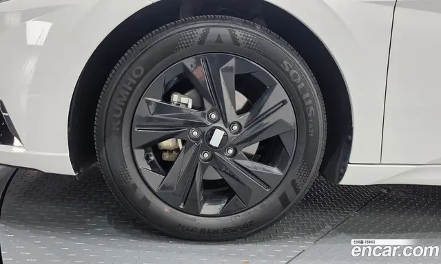 Hyundai Avante 2023 1.6 автомат (гидро), миниатюра 5 Hyundai Avante 2023 1.6 автомат (гидро), миниатюра 5