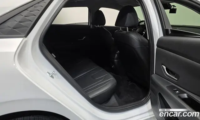 Hyundai Avante 2024 1.6 автомат (гидро), миниатюра 11