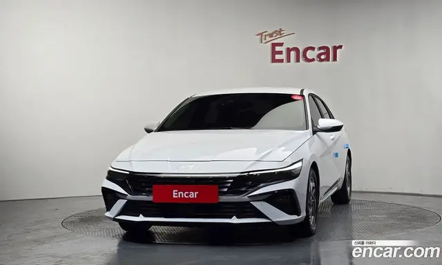 Hyundai Avante 2024 1.6 автомат (гидро), миниатюра 3