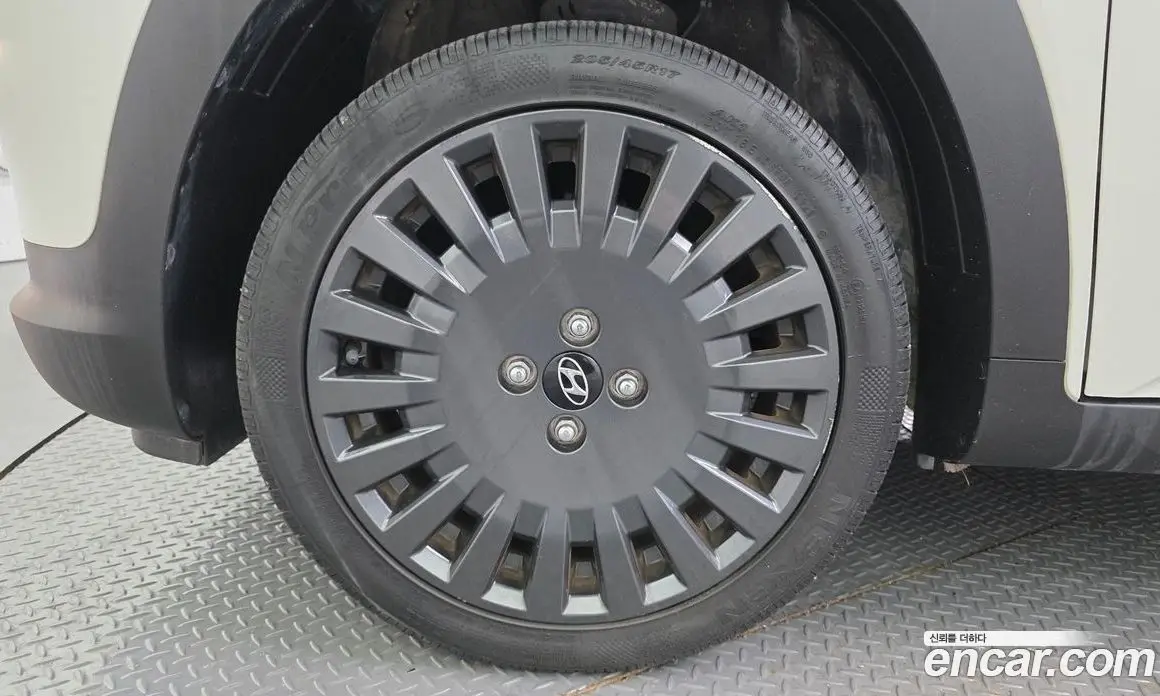 Hyundai Casper 2022 1.0 автомат (гидро), фото 5