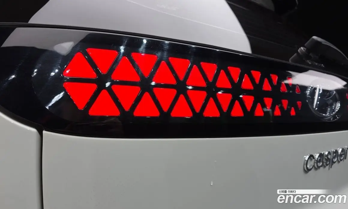 Hyundai Casper 2022 1.0 автомат (гидро), фото 9