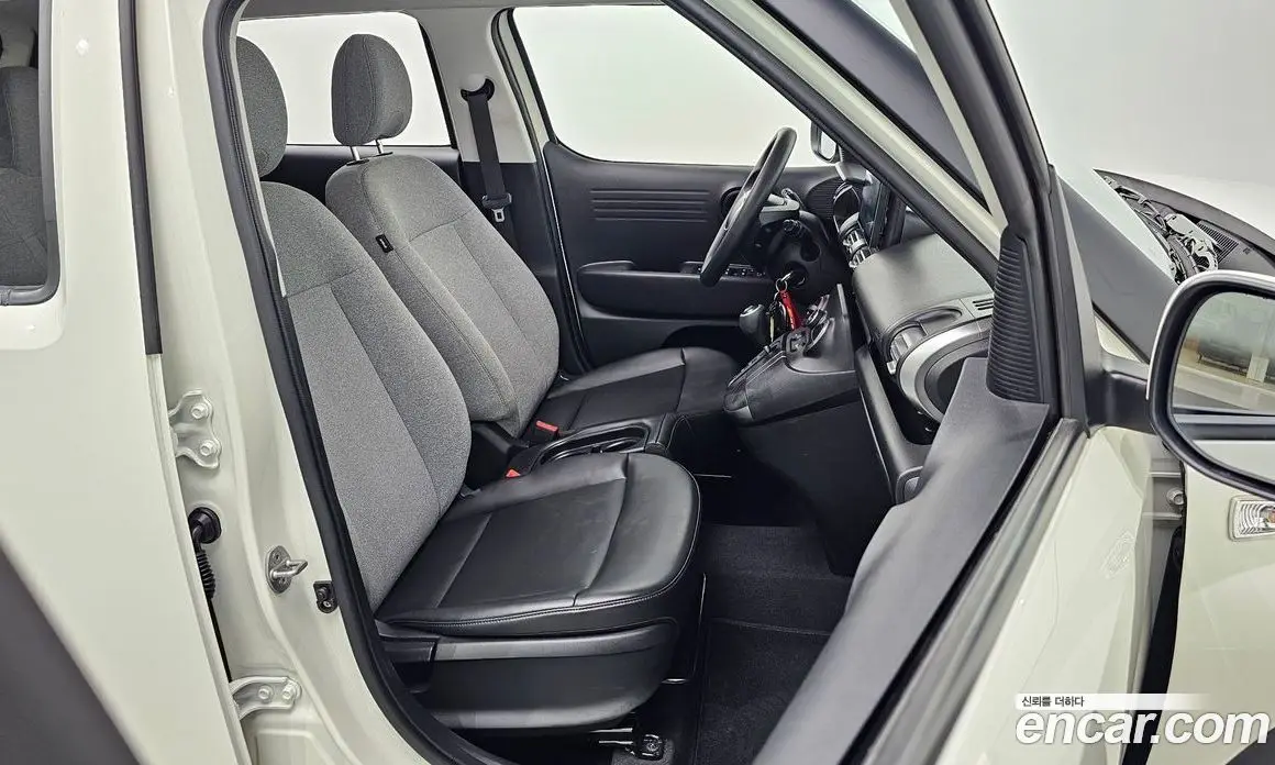 Hyundai Casper 2023 1.0 автомат (гидро), фото 10