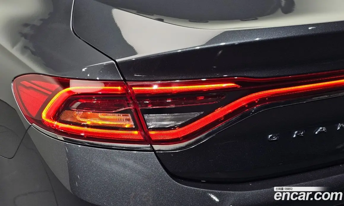 Hyundai Grandeur 2018 2.4 автомат (гидро), фото 9 Hyundai Grandeur 2018 2.4 автомат (гидро), фото 9
