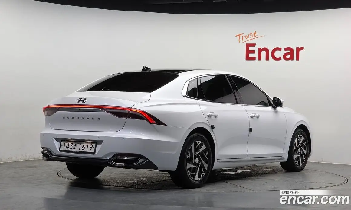 Hyundai Grandeur 2020 2.4 автомат (гидро), фото 2 Hyundai Grandeur 2020 2.4 автомат (гидро), фото 2