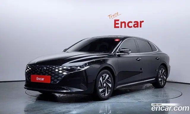 Hyundai Grandeur 2021 2.4 автомат (гидро), миниатюра 1 Hyundai Grandeur 2021 2.4 автомат (гидро), миниатюра 1