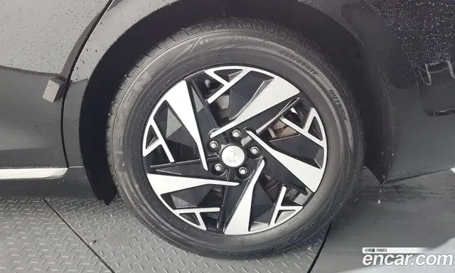 Hyundai Grandeur 2021 2.4 автомат (гидро), миниатюра 7 Hyundai Grandeur 2021 2.4 автомат (гидро), миниатюра 7