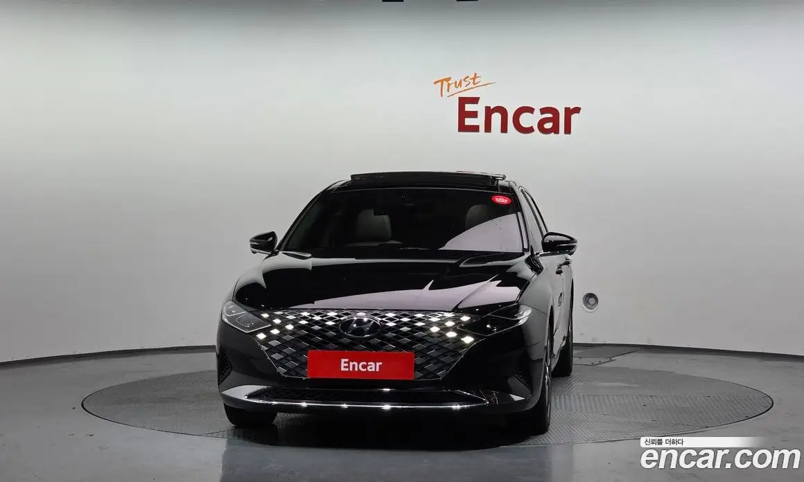 Hyundai Grandeur 2022 2.5 автомат (гидро), фото 3 Hyundai Grandeur 2022 2.5 автомат (гидро), фото 3