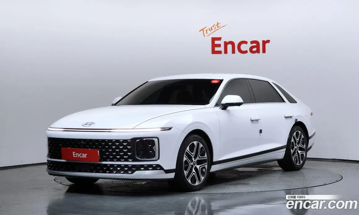Hyundai Grandeur 2023 2.5 автомат (гидро), фото 1 Hyundai Grandeur 2023 2.5 автомат (гидро), фото 1