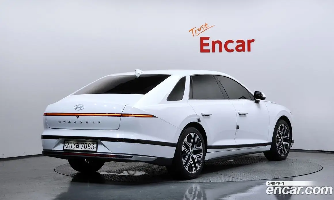 Hyundai Grandeur 2023 2.5 автомат (гидро), фото 2 Hyundai Grandeur 2023 2.5 автомат (гидро), фото 2