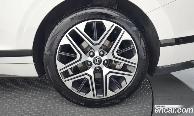 Hyundai Grandeur 2023 2.5 автомат (гидро), миниатюра 7 Hyundai Grandeur 2023 2.5 автомат (гидро), миниатюра 7