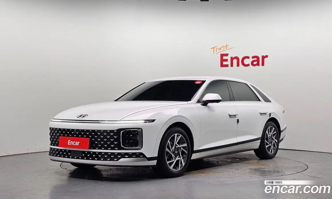 Hyundai Grandeur 2025 2.5 автомат (гидро), фото 1 Hyundai Grandeur 2025 2.5 автомат (гидро), фото 1