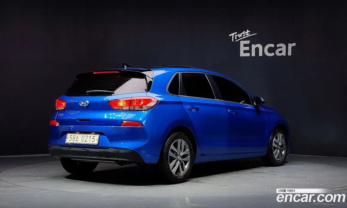 Hyundai i30 2016 1.4 автомат (гидро), фото 2 Hyundai i30 2016 1.4 автомат (гидро), фото 2