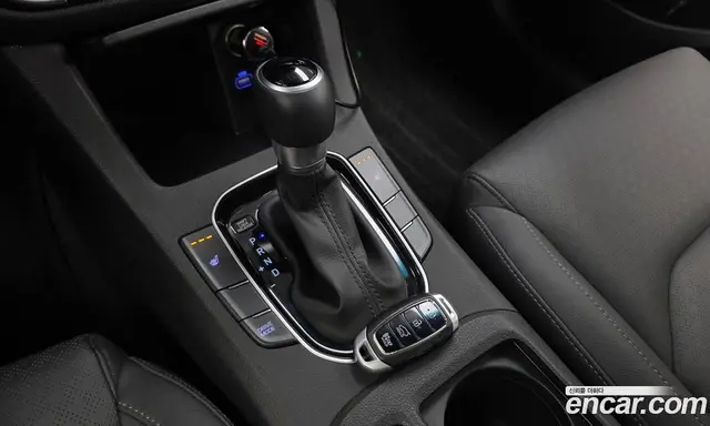 Hyundai i30 2016 1.4 автомат (гидро), миниатюра 12