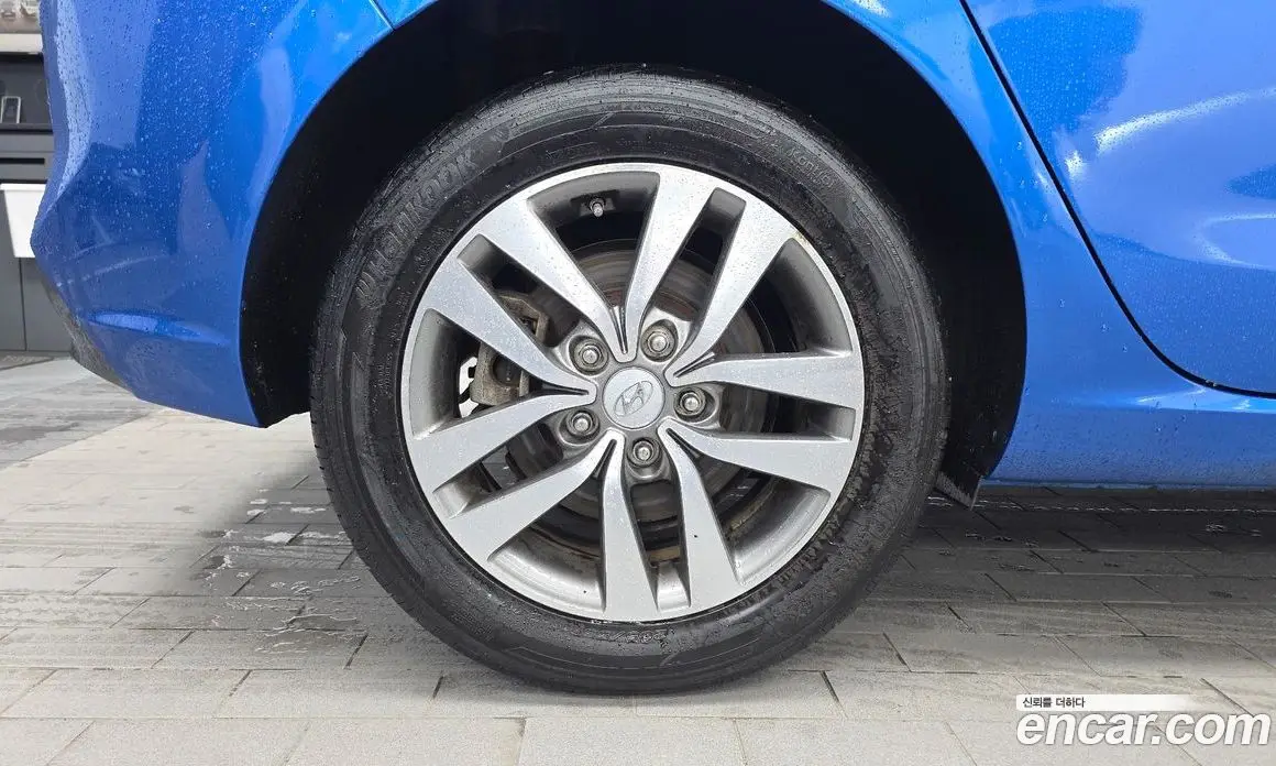 Hyundai i30 2016 1.4 автомат (гидро), фото 5 Hyundai i30 2016 1.4 автомат (гидро), фото 5