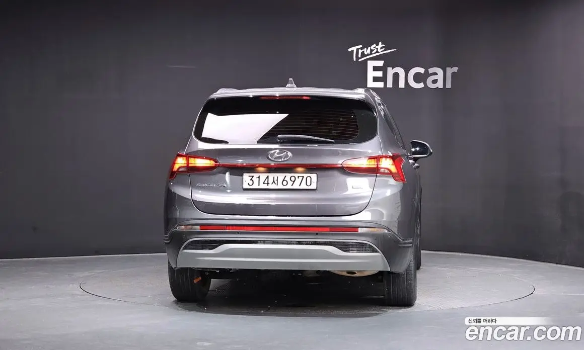 Hyundai Santa Fe 2022 2.2 автомат (гидро), фото 4 Hyundai Santa Fe 2022 2.2 автомат (гидро), фото 4