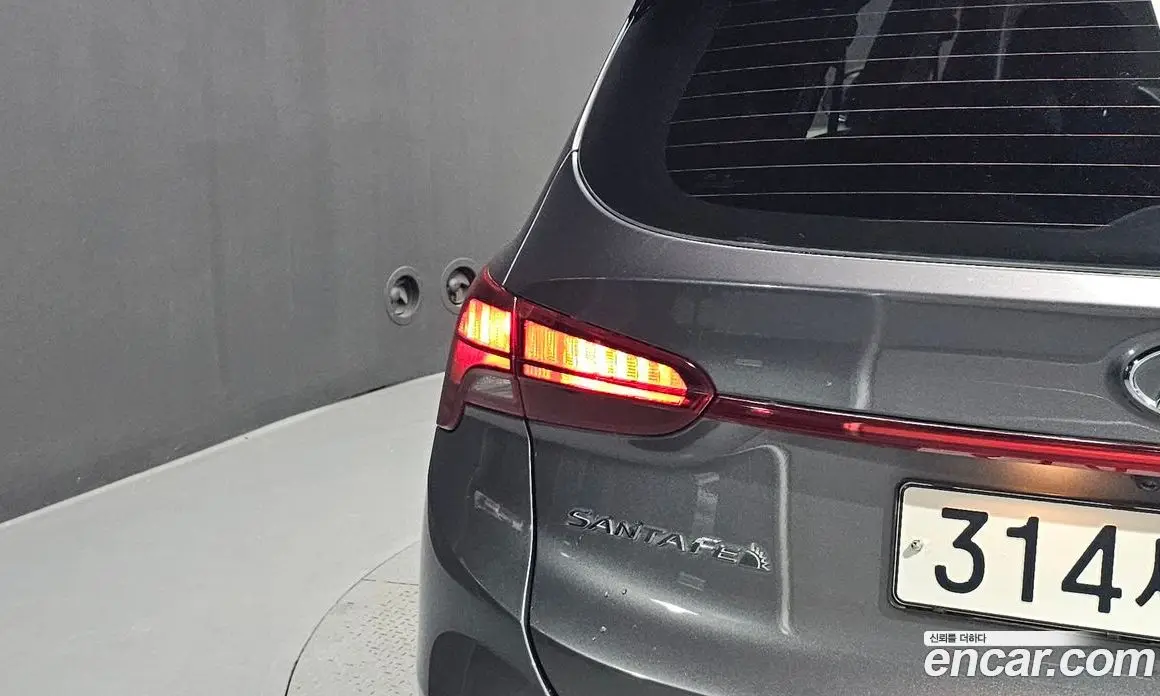 Hyundai Santa Fe 2022 2.2 автомат (гидро), фото 9 Hyundai Santa Fe 2022 2.2 автомат (гидро), фото 9