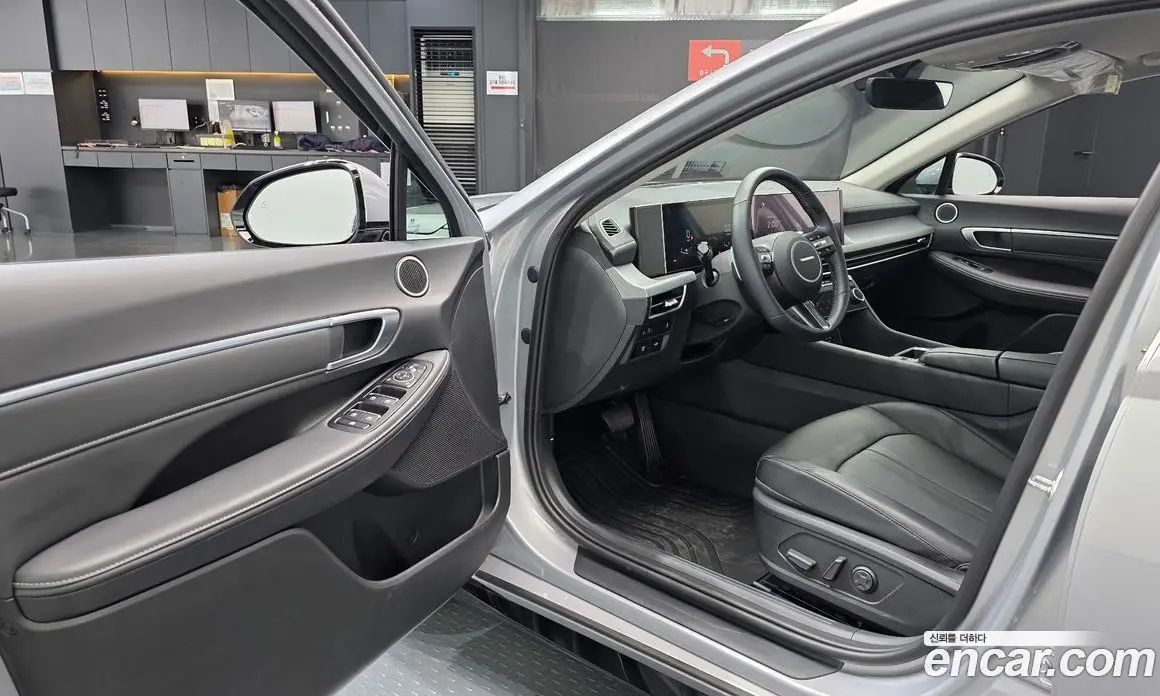 Hyundai Sonata 2025 2.0 автомат (гидро), фото 12 Hyundai Sonata 2025 2.0 автомат (гидро), фото 12