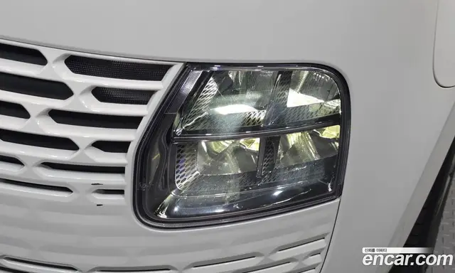 Hyundai Staria 2023 2.2 автомат (гидро), миниатюра 8