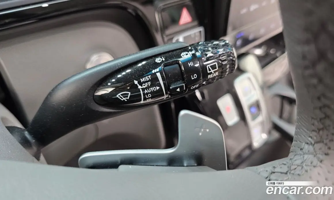 Hyundai Staria 2025 2.2 автомат (гидро), фото 17