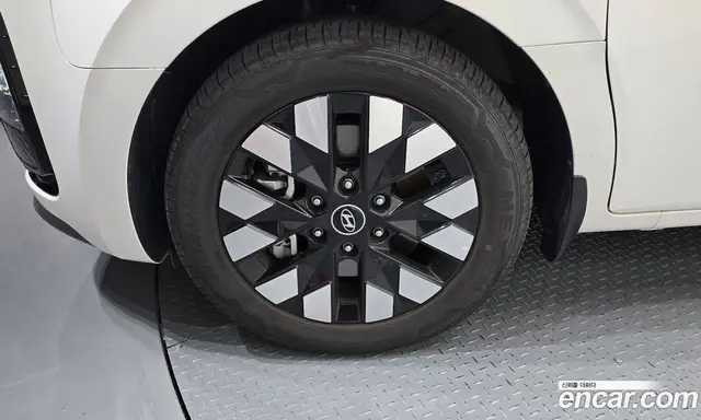 Hyundai Staria 2025 2.2 автомат (гидро), миниатюра 5