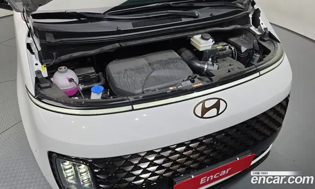 Hyundai Staria 2025 2.2 автомат (гидро), миниатюра 6
