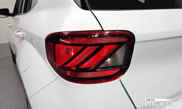 Hyundai Venue 2020 1.6 автомат (гидро), миниатюра 9
