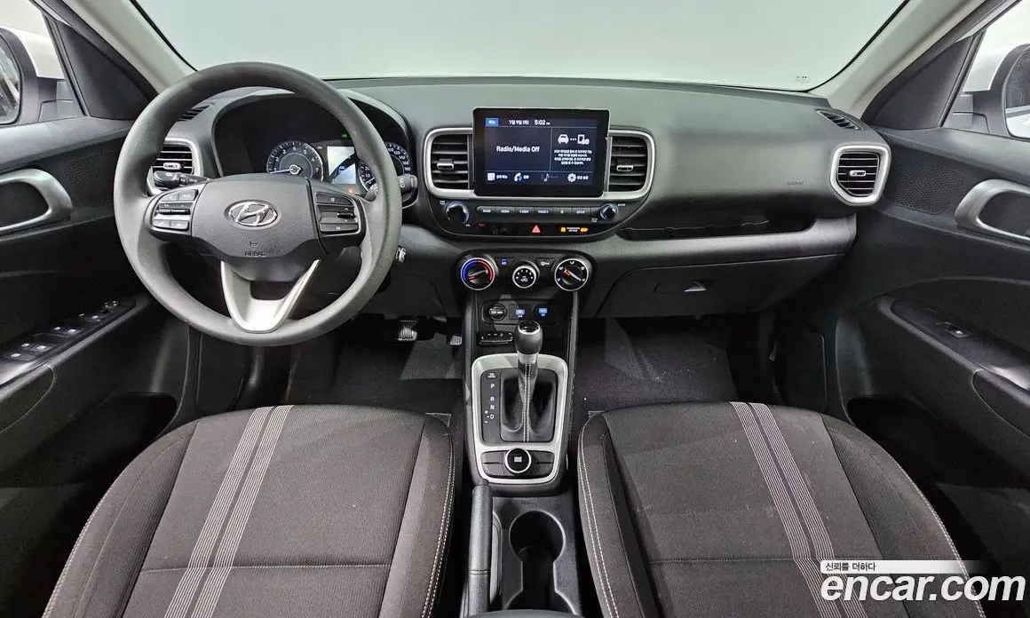 Hyundai Venue 2020 1.6 автомат (гидро), фото 10