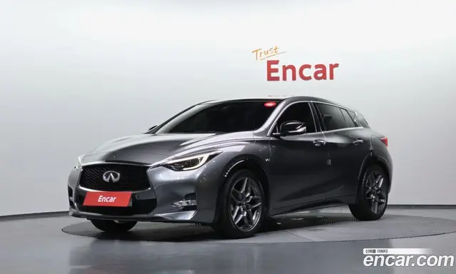Infiniti Q30, 2017, 100 100 км Infiniti Q30, 2017, 100 100 км