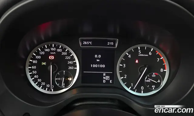Infiniti Q30 2017 2.0 автомат (гидро), миниатюра 11