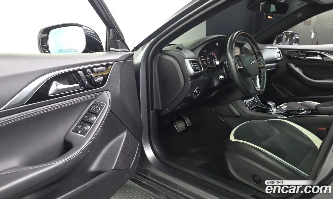 Infiniti Q30 2017 2.0 автомат (гидро), фото 13