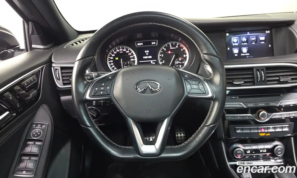 Infiniti Q30 2017 2.0 автомат (гидро), фото 19