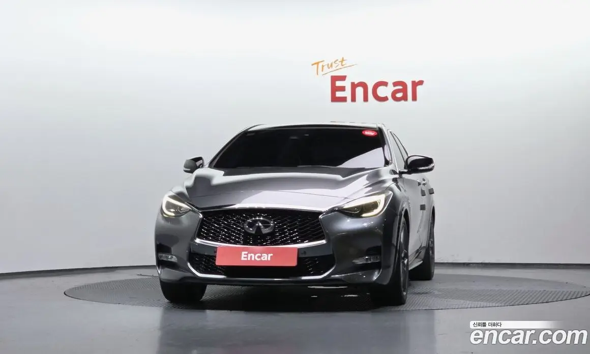 Infiniti Q30 2017 2.0 автомат (гидро), фото 3