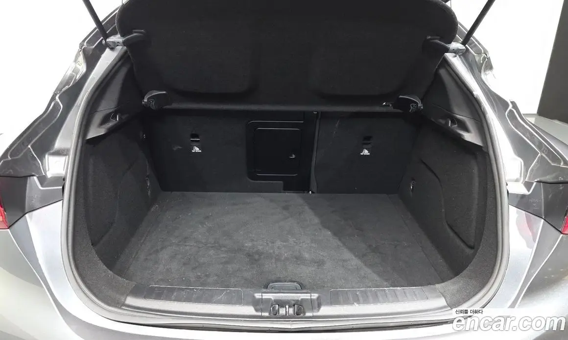 Infiniti Q30 2017 2.0 автомат (гидро), фото 26