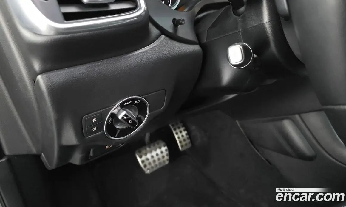 Infiniti Q30 2017 2.0 автомат (гидро), фото 28