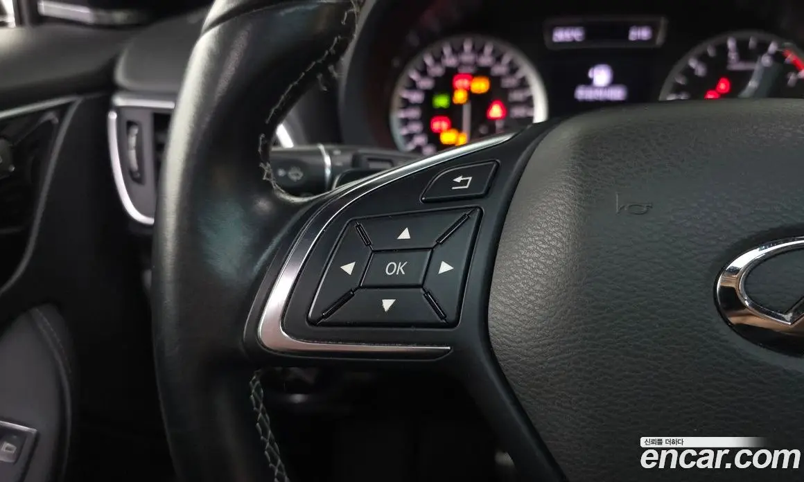 Infiniti Q30 2017 2.0 автомат (гидро), фото 32