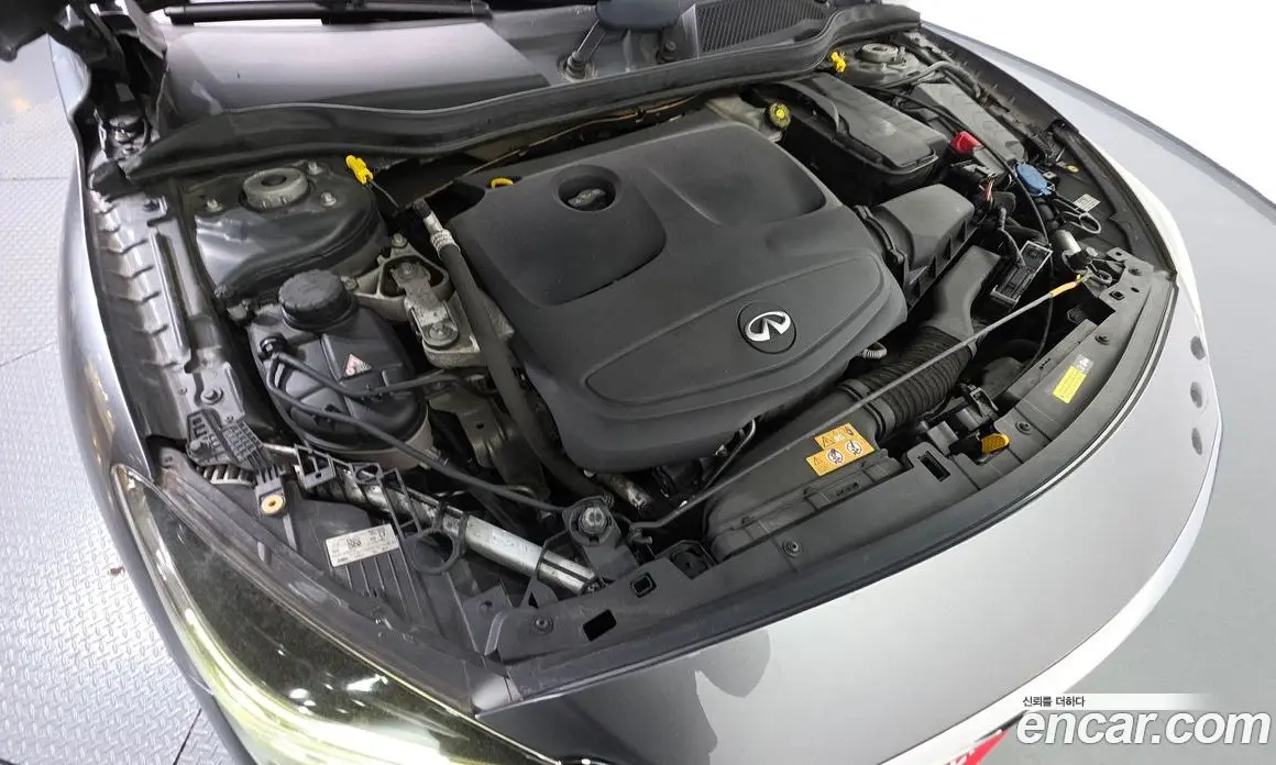 Infiniti Q30 2017 2.0 автомат (гидро), фото 6