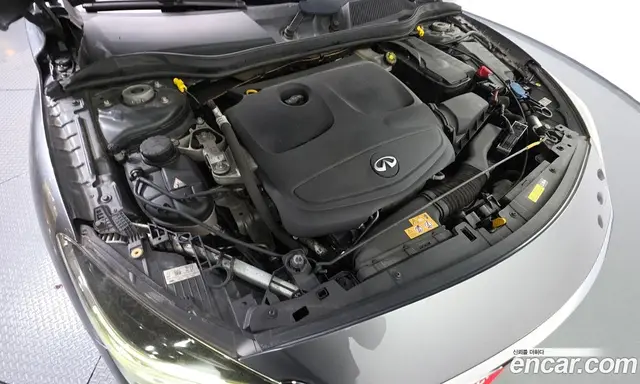 Infiniti Q30 2017 2.0 автомат (гидро), миниатюра 6