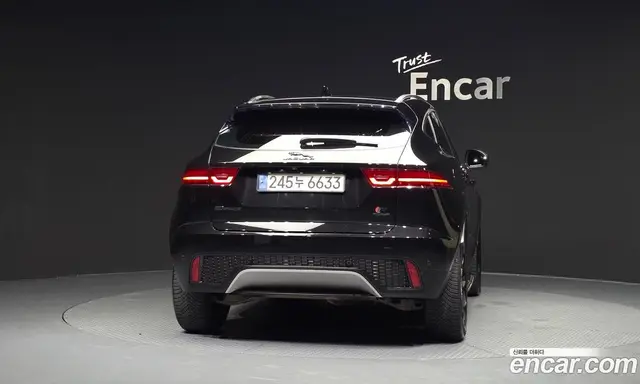 Jaguar E-Pace 2019 2.0 автомат (гидро), миниатюра 4