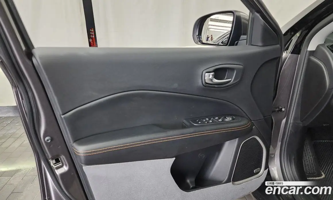 Jeep Compass 2019 2.4 автомат (гидро), фото 14 Jeep Compass 2019 2.4 автомат (гидро), фото 14