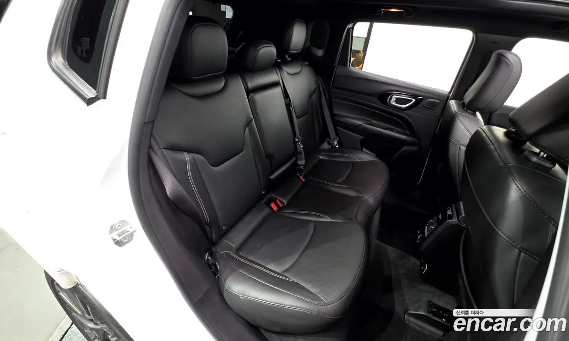 Jeep Compass 2022 2.4 автомат (гидро), фото 16 Jeep Compass 2022 2.4 автомат (гидро), фото 16