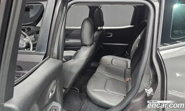 Jeep Renegade 2021 2.4 автомат (гидро), миниатюра 12